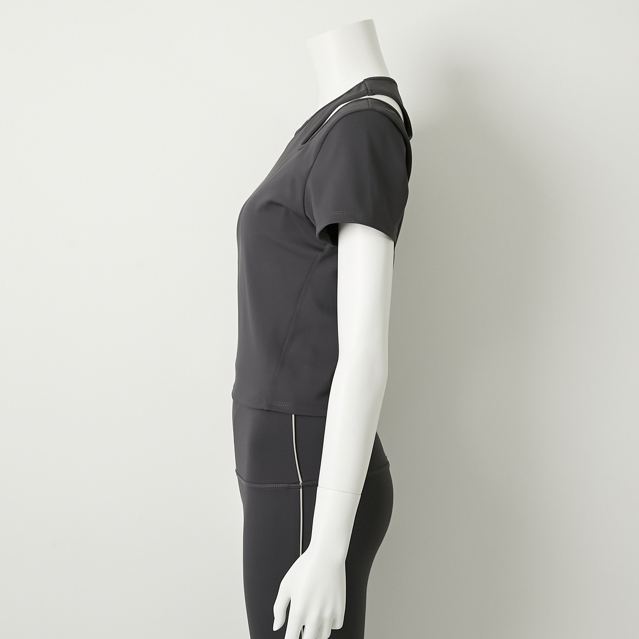 CUP-IN TEE