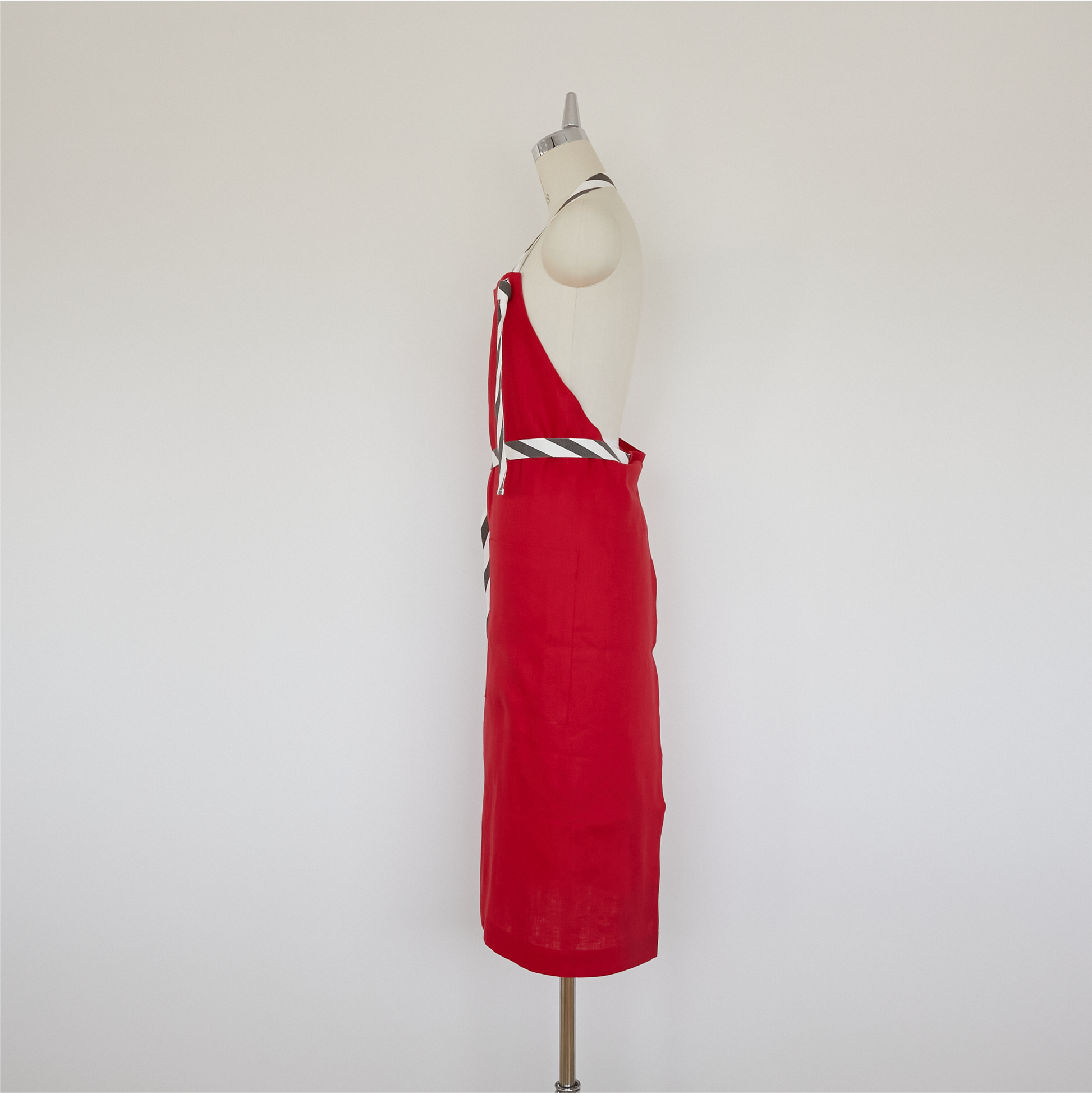 TAKIMAKI ORIGINAL ORGANIC APRON / RED – TKMK TAKIMAKI ORIGINAL ORGANIC APRON / RED – TKMK