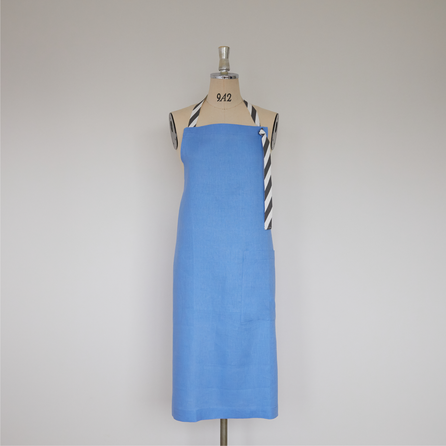 【新品】タキマキエプロンTAKIMAKI ORGANIC APRON 滝沢眞規子 新色】TAKIMAKI ORIGINAL ORGANIC APRON / SAX BLUE