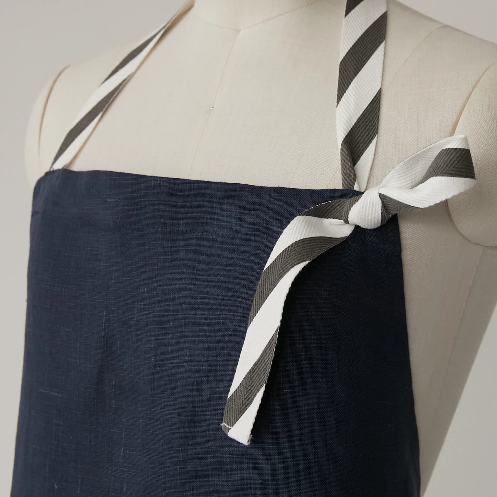 TAKIMAKI ORIGINAL ORGANIC APRON / RED TAKIMAKI ORIGINAL ORGANIC APRON / RED